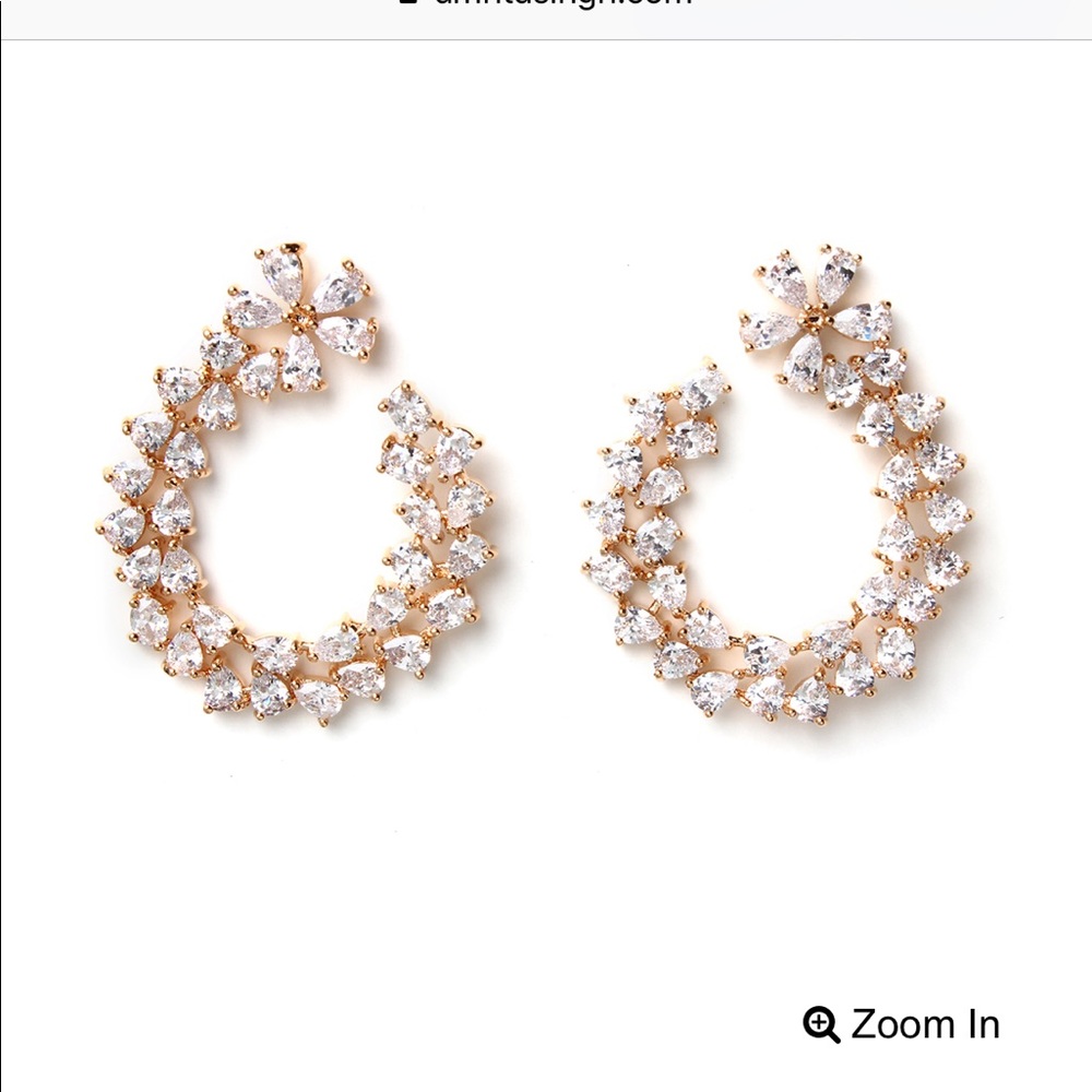 Amrita Singh Gold & Clear Earrings (NWT)